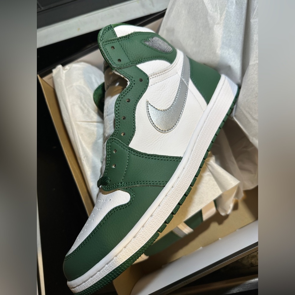 Nike Air Jordan 1 Retro High OG Gorge Green